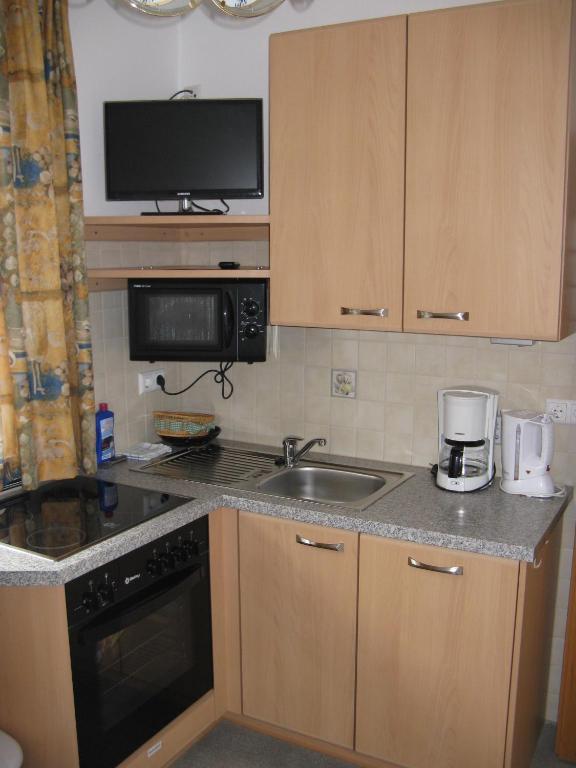 Haus Pfarrkirchner Apartment Mauterndorf  Bilik gambar
