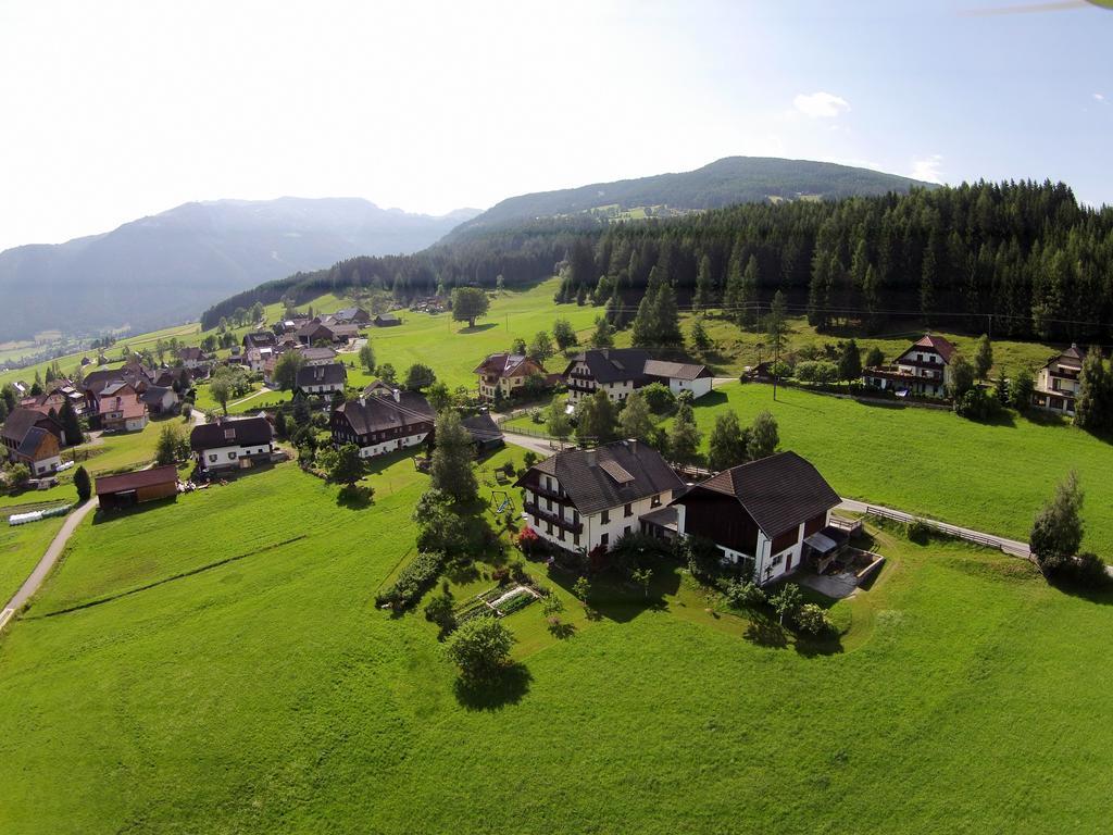 Haus Pfarrkirchner Apartment Mauterndorf  Luaran gambar
